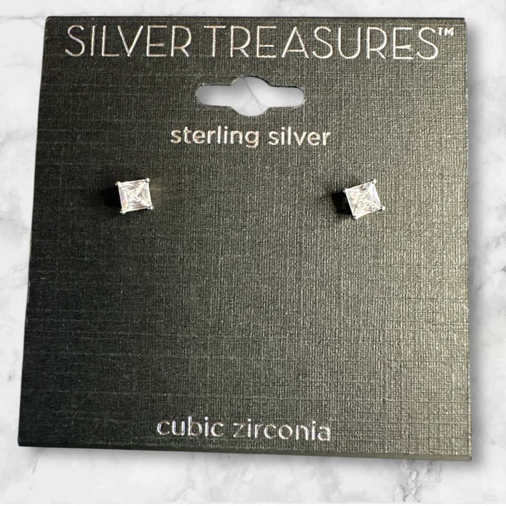 Silver Treasures sterling silver and cubic zirconia stud earrings NWT